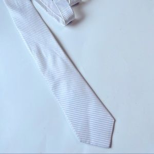 CROFT & BARROW White Mens Tie